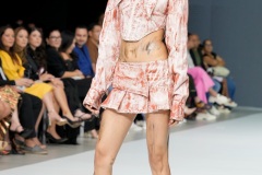 20251113_201631748_iOS