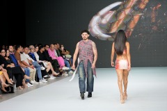 20251113_201632036_iOS